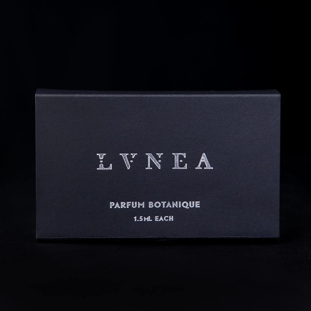 
                      
                        Full LVNEA parfum botanique sample set boxseen from the front
                      
                    