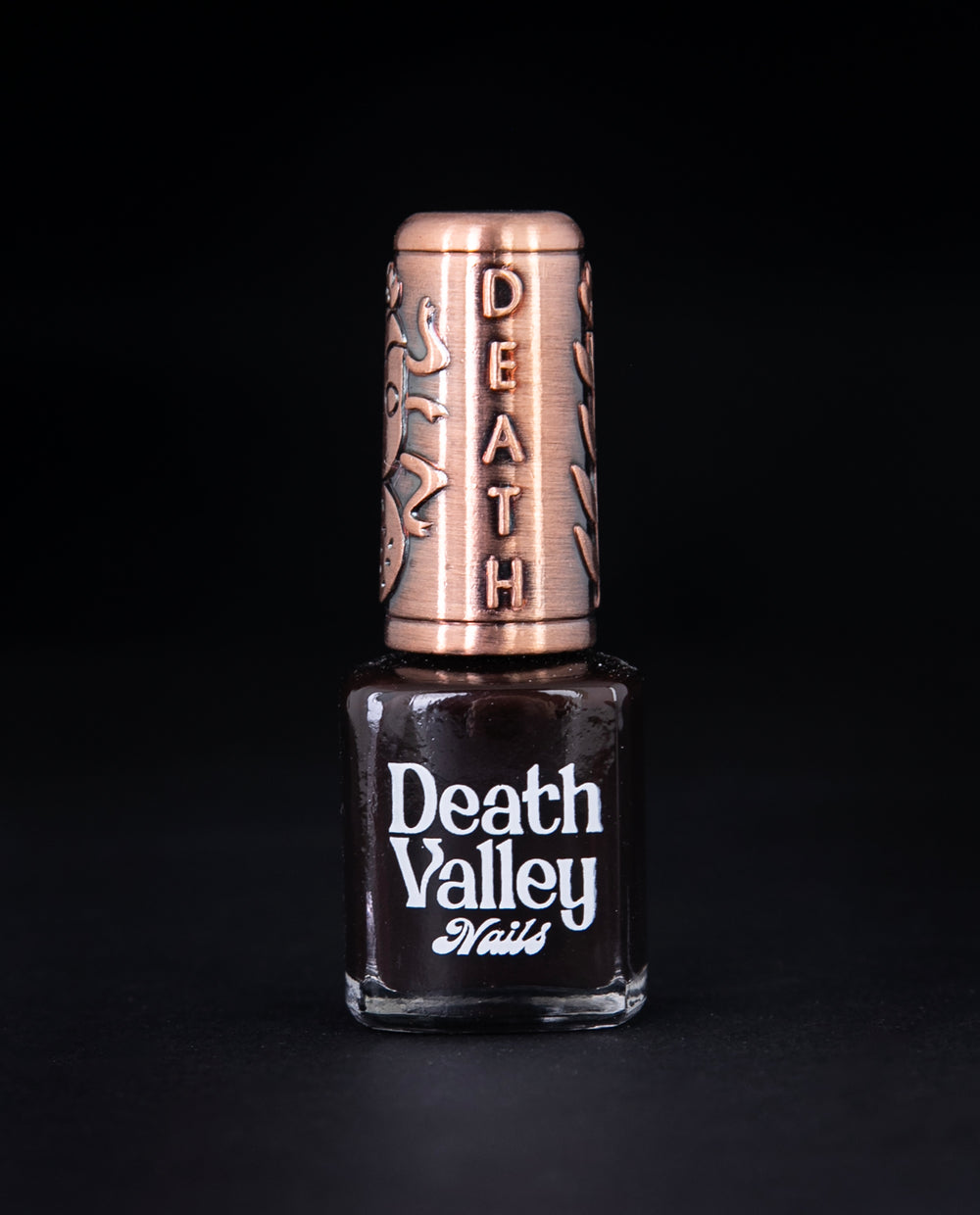 Vernis à ongles 'Cherries Composted' | DEATH VALLEY NAILS