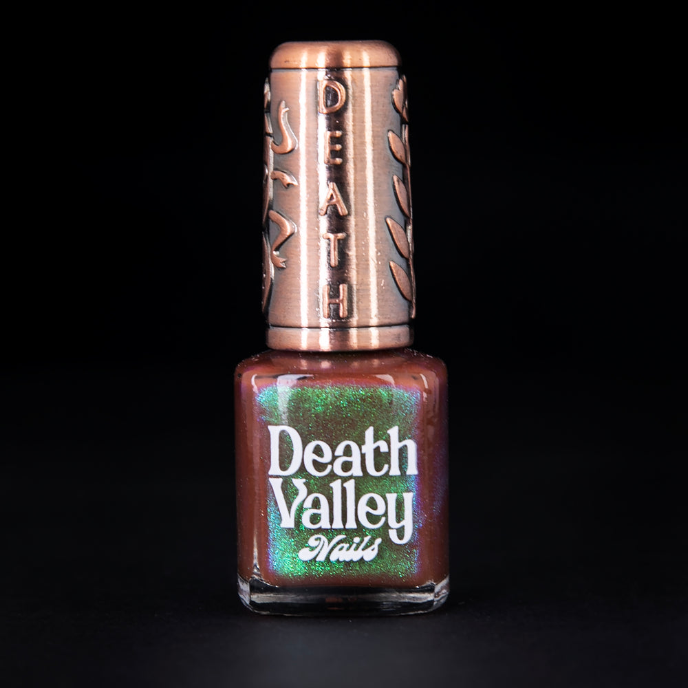 
                      
                        Vernis à ongles 'Rotten Bananas Becoming Bread' | DEATH VALLEY NAILS
                      
                    