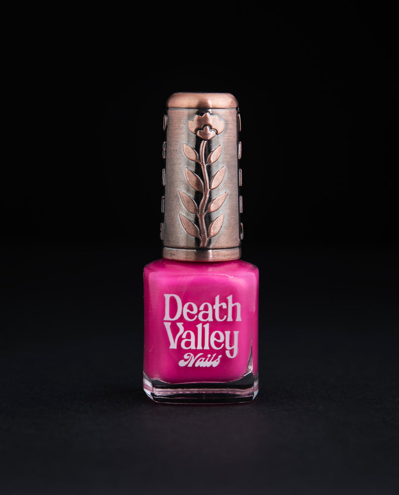Sweet'N Low | DEATH VALLEY NAILS